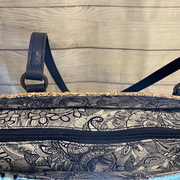 Sakroots Metro Tote - Picture 10 of 12